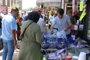 KAYSERİ/KIRŞEHİR (AA) – Bayram alışverişi yapmak isteyenler Kayseri'de 800 yıllık