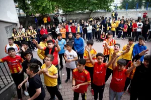 KAYSERİ (AA) – Yukatel Kayserisporlu futbolcular Dimitrios Kolovetsios ve Ali