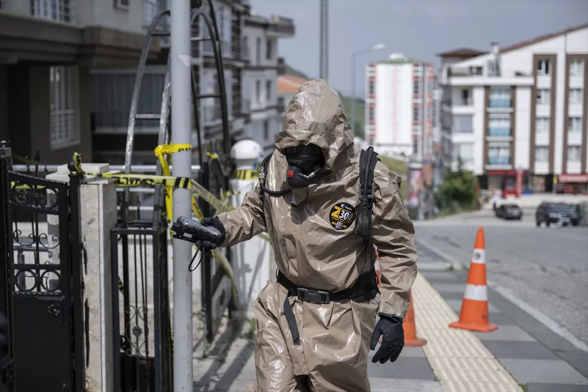 Keçiören'de 2 kişinin hayatını kaybettiği apartmandaki böcek ilacı miktarı yeniden ölçüldü