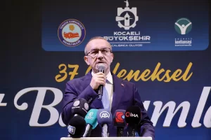 KOCAELİ (AA) – Kocaeli'de 37. Geleneksel Kent Bayramlaşması yapıldı. Valilik,