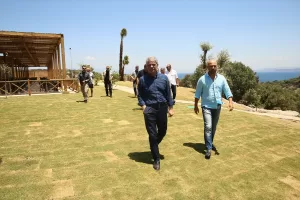 - "Türkbükü'ndeki halk plajımızı Bodrumlu vatandaşlarımızın hizmetine sunuyoruz. Halk plajları