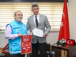 LEFKOŞA (AA) – Türkiye'nin Lefkoşa Büyükelçisi Metin Feyzioğlu, Kahramanmaraş merkezli