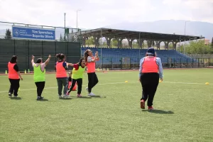 MALATYA (AA) – Kahramanmaraş merkezli depremlerin etkilediği Malatya'da, down sendromlu