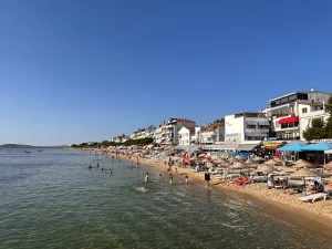 BALIKESİR (AA) – Marmara Denizi'ndeki Balıkesir'e bağlı Marmara, Avşa ve