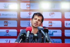 İZMİR (AA) – Ziraat Türkiye Kupası finalinde Fenerbahçe'ye 2-0 yenilen