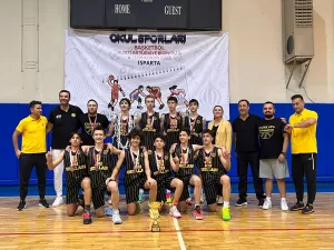 ANKARA (AA) – Özel Arı Yıldız Erkek Basketbol Takımı, okul