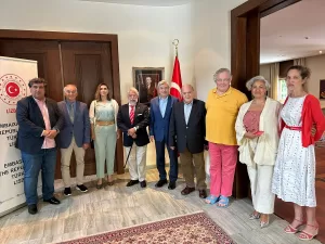 ANKARA (AA) – Türkiye'nin Lizbon Büyükelçisi Murat Karagöz'ün ev sahipliğinde,