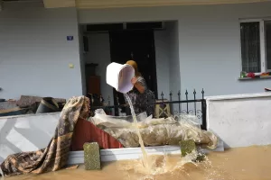 SAMSUN (AA) – Samsun'un Terme ilçesinde şiddetli yağış sonucu ahırlar