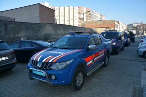 ŞANLIURFA (AA) – Şanlıurfa'nın Siverek ilçesinde inek çaldığı iddiasıyla gözaltına