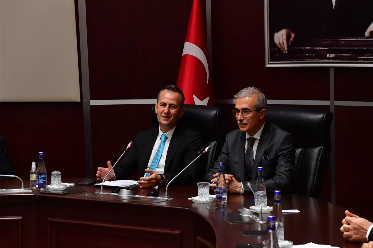 Savunma Sanayii Başkanı Haluk Görgün, görevini İsmail Demir'den devraldı