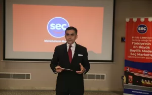 MERSİN (AA) – Yıldız Holding şirketlerinden Seç Market'in, esnaf dostu