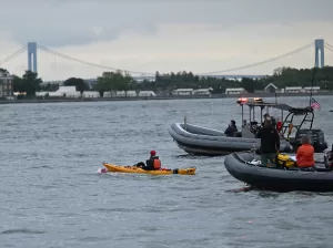NEW YORK (AA) – Ultra maraton yüzücüsü Bengisu Avcı, Manhattan