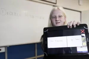 İSTANBUL (AA) – Türk Telekom’un, sınıfına TahtApp uygulaması kurduğu, Günışığı