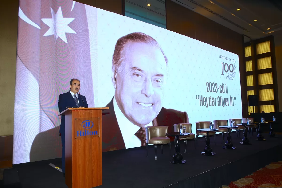 Türk ve Azerbaycanlı doktorlar “modern tıbbın güncel sorunları”nı ele aldı