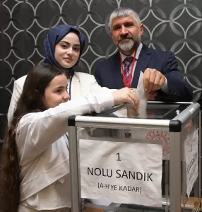 - Federasyonun 1. Olağan Genel Kurulu'nda 64 delegeden 55'inin oyunu