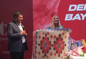 UŞAK (AA) – Uşak Belediyesi Kadın Koordinasyon Merkezi'nin (UKAMER) düzenlendiği