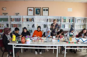 VAN (AA) – Van'ın Erciş ilçesinde Halk Eğitimi Merkezi Müdürlüğünce