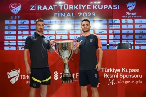 İZMİR (AA) – Ziraat Türkiye Kupası'nın finalinde yarın karşı karşıya