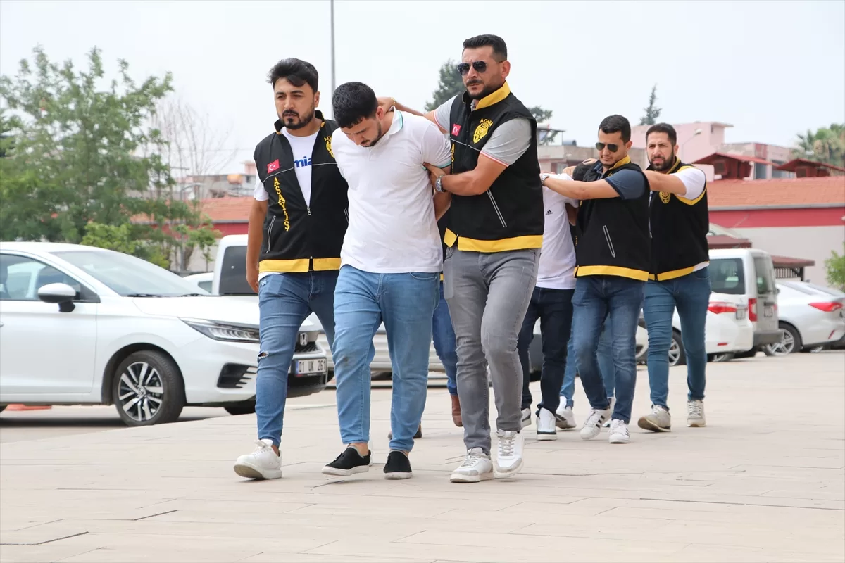 Adana'da 3 kişinin yaralandığı kavgayla ilgili 2 zanlı tutuklandı