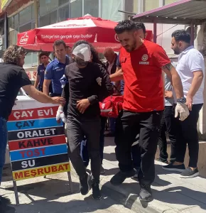 AKSARAY (AA) – Aksaray'da çıkan bıçaklı kavgada 1 kişi bıçakla