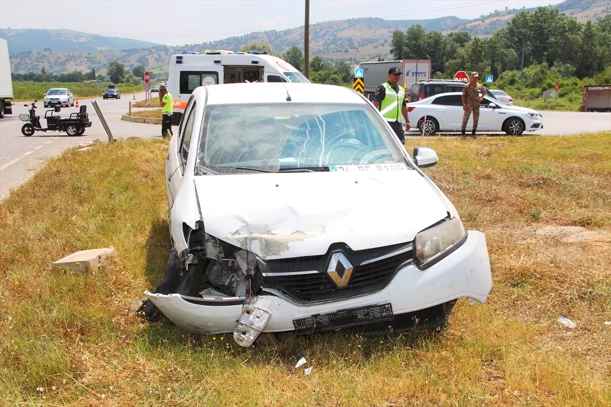 Amasya'da trafik kazasında 5 kişi yaralandı