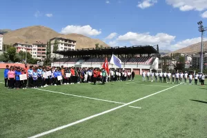 HAKKARİ (AA) – Hakkari'de, Anadolu Yıldızlar Ligi Osman Bayraktar Sezonu