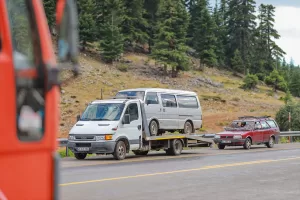 ANTALYA (AA) – Antalya'nın Akseki ilçesinde tır şoförü ile yol