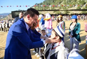 ANTALYA (AA) – Antalya'nın Kumluca ilçesinde düzenlenen Karagöl Yayla Şenlikleri,