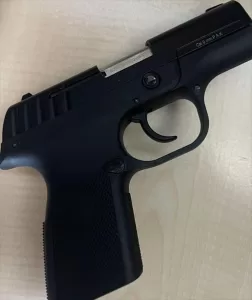 İSTANBUL (AA) – İstanbul Bahçelievler'de bir kadını evinde silahla öldürdükten