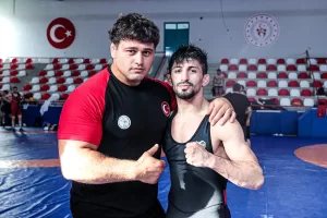 ANKARA (AA) – Türkiye Güreş Federasyonu Başkanı Şeref Eroğlu, Dünya