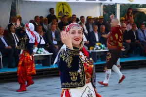 BAYBURT (AA) – Bayburt Belediyesince 27'ncisi düzenlenen "Bayburt Dede Korkut