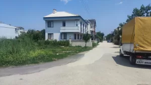 - Köpek, İnegöl Belediyesi ekiplerince yakalanarak barınağa götürüldü