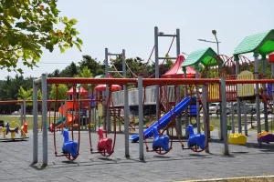 BİLECİK (AA) – Bilecik'te etkili olan sıcak hava, insanları ve