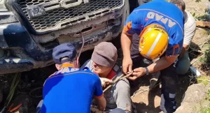 - Jandarma ekipleri, define aradıkları iddia edilen 9 kişiyi gözaltına