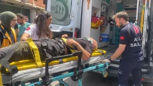 DÜZCE (AA) – Düzce'de otomobil ile minibüsün çarpışması sonucu yaralanan