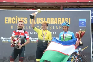 KAYSERİ (AA) – Kayseri'de yerli ve yabancı sporcuların katılımıyla düzenlenen