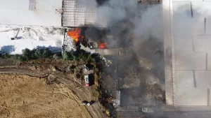 ESKİŞEHİR (AA) – Eskişehir'in İnönü ilçesindeki bir palet fabrikasında başlayıp