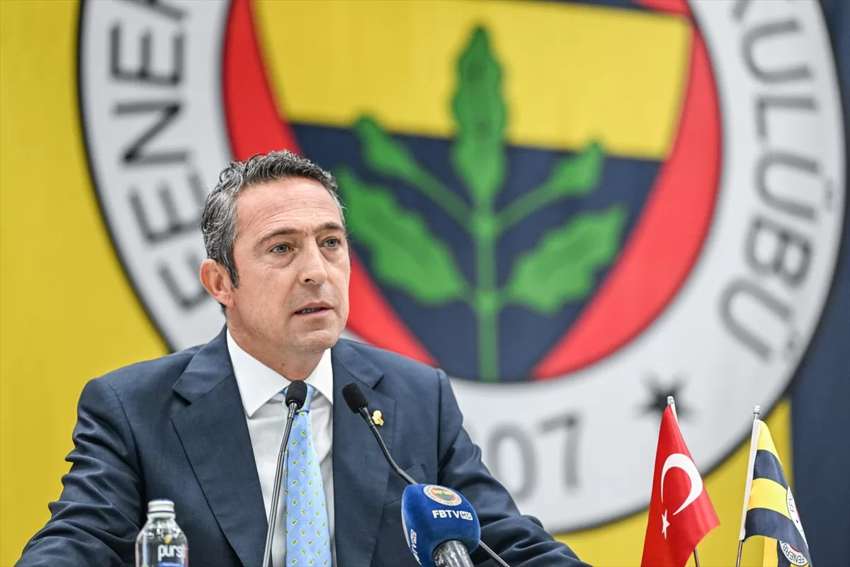 Fenerbahçe'nin milli voleybolcuları Yüksek Divan Kurulu toplantısına katıldı