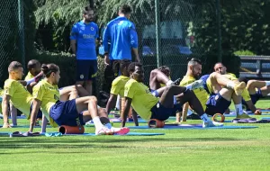 - Sakatlıkları bulunan King, Samet Akaydın, Lincoln Henrique ile eşyalarını