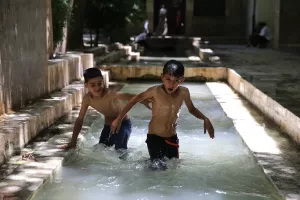 - Şanlıurfa, Adıyaman ve Kilis'te etkili olan sıcak hava nedeniyle