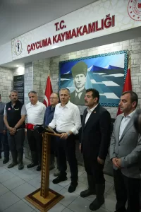 ZONGULDAK (AA) – İçişleri Bakanı Ali Yerlikaya, sağanaktan etkilenen Zonguldak'taki