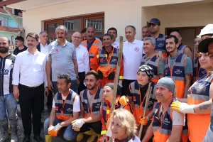 ZONGULDAK (AA) – İçişleri Bakanı Ali Yerlikaya, sağanağın ardından meydana