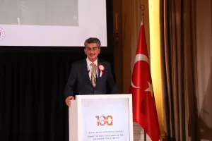 LOZAN (AA) – Türkiye'nin bağımsız ve egemen devlet olarak tanınmasını