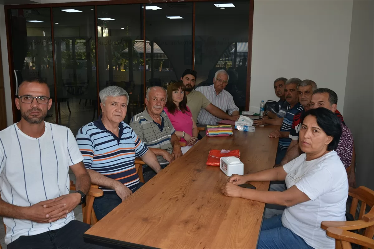 İYİ Parti Turgutlu İlçe Yönetim Kurulu üyeleri görevinden istifa etti