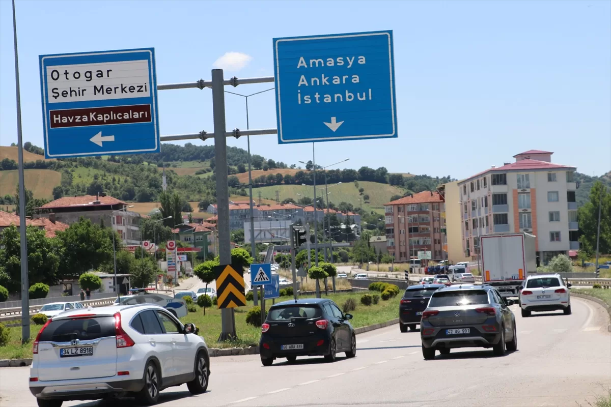 Kurban Bayramı tatili dönüşü Samsun-Ankara kara yolunda yoğunluk yaşanıyor