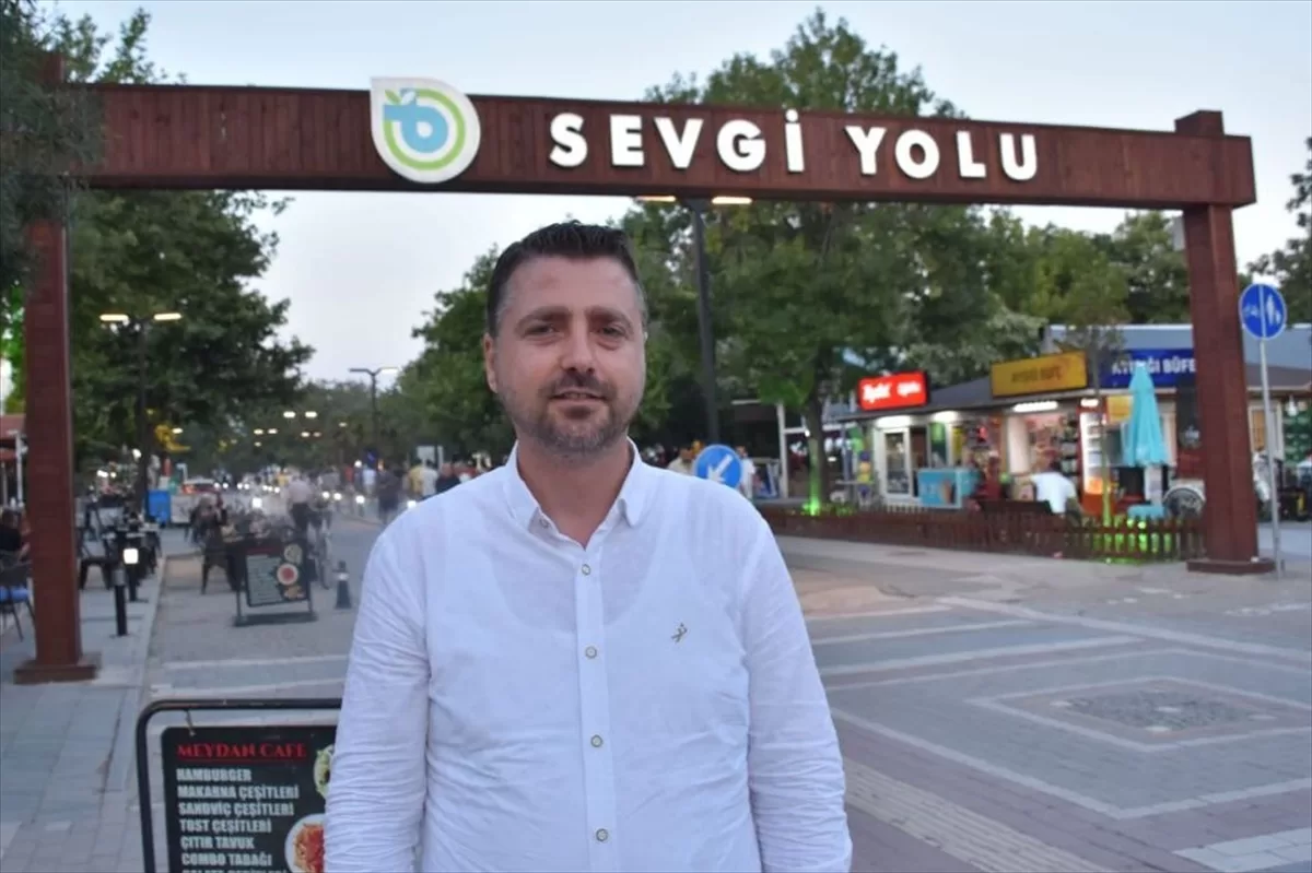 Mavi bayraklı plajlara sahip Tekirdağ'ın Şarköy ilçesinde bayram yoğunluğu