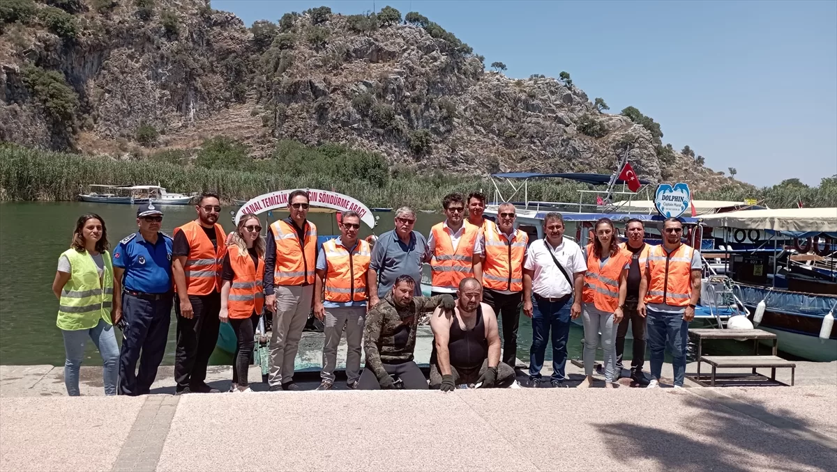 Muğla'daki Dalyan kanalında su altı temizliği yapıldı