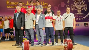 ANKARA (AA) – Milli halterci Muhammed Furkan Özbek, Romanya'da düzenlenen