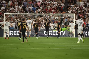 - Real Madrid: 3 - Milan: 2