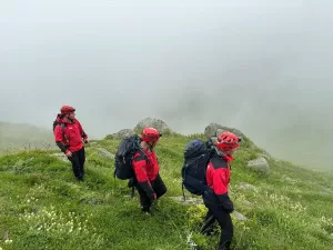 RİZE (AA) – Çamlıhemşin ilçesindeki yaylada kaybolan 5 kişi bulundu.